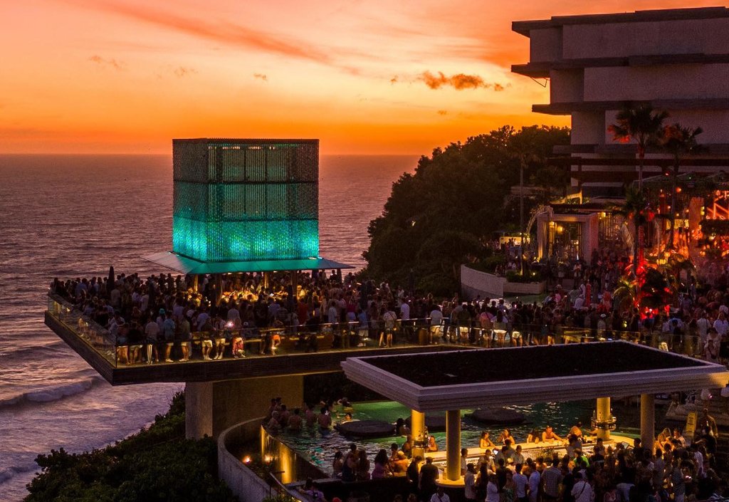 savaya bali club